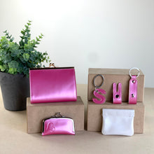 画像をギャラリービューアに読み込む, 『口金財布と選べる小物セット』 〜6年間大切に使われたランドセルをリメイクいたします〜